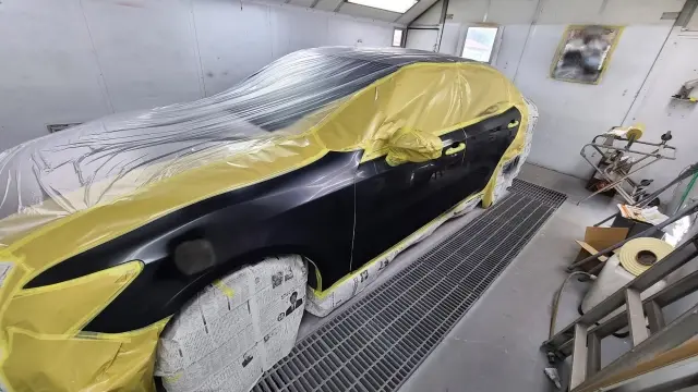 山形市 輸入車・ベンツ・BMW板金修理専門店（株式会社伊藤自動車）施工事例